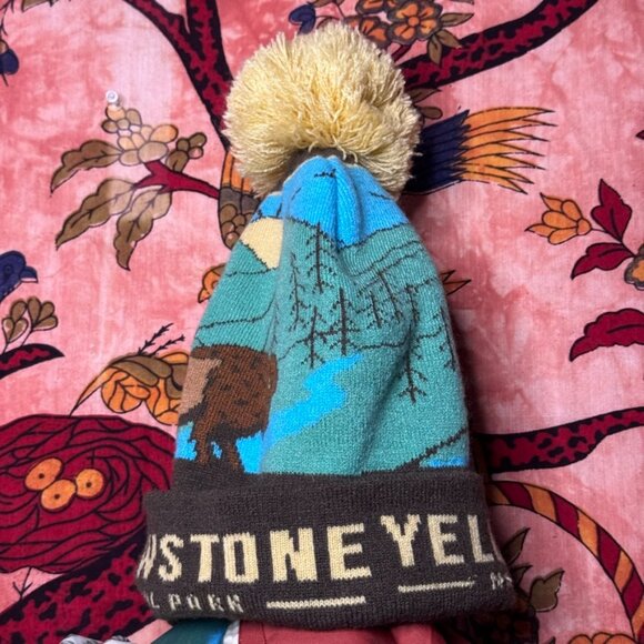 Yellowstone Winter Hat - Picture 2 of 3
